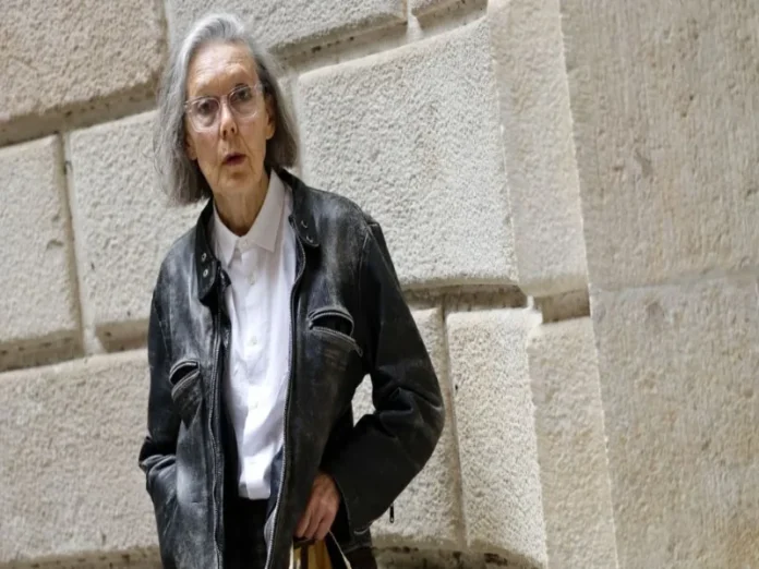 Anne Carson recibe el Nobel de Literatura 2026 Imagen de Anne Carson con el Nobel de Literatura 2026