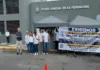 Trabajadores del PJF de Veracruz realizan paro por sobrecarga laboral Imagen del paro judicial Veracruz con pancartas de los trabajadores