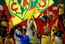Sujeta roba playeras del América de tienda departamental y pretendía venderlas en el Azteca; es detenido Detenido con playeras del América en la escena del robo