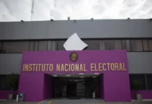 Consejeros preparan cónclave para elegir la presidencia interina del INE; sostienen reuniones privadas tras el anuncio de Taddei Imagen que muestra la renuncia del INE durante el cónclave