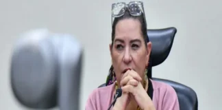 Renuncia Taddei al INE tras escándalo de corrupción Imagen de la renuncia Taddei INE durante la crisis de corrupción