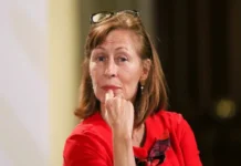 Tatiana Clouthier lanza movimiento Todos con Conciencia» tras designación de Clara Luz como coordinadora de la 4T en NL Imagen del anuncio del movimiento Todos con Conciencia liderado por Tatiana Clouthier